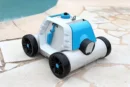Robot aspirateur de piscine autonome sur batterie THETHYS BESTWAY